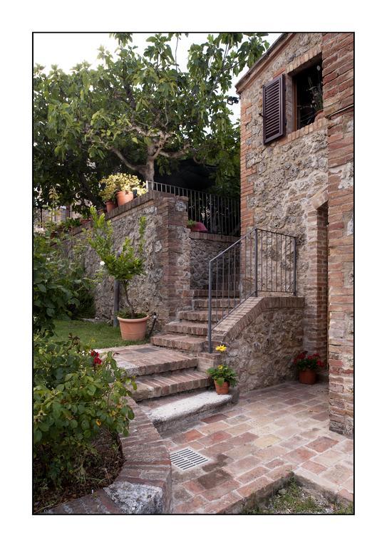 B&B Casale Virgili Siena Exteriör bild