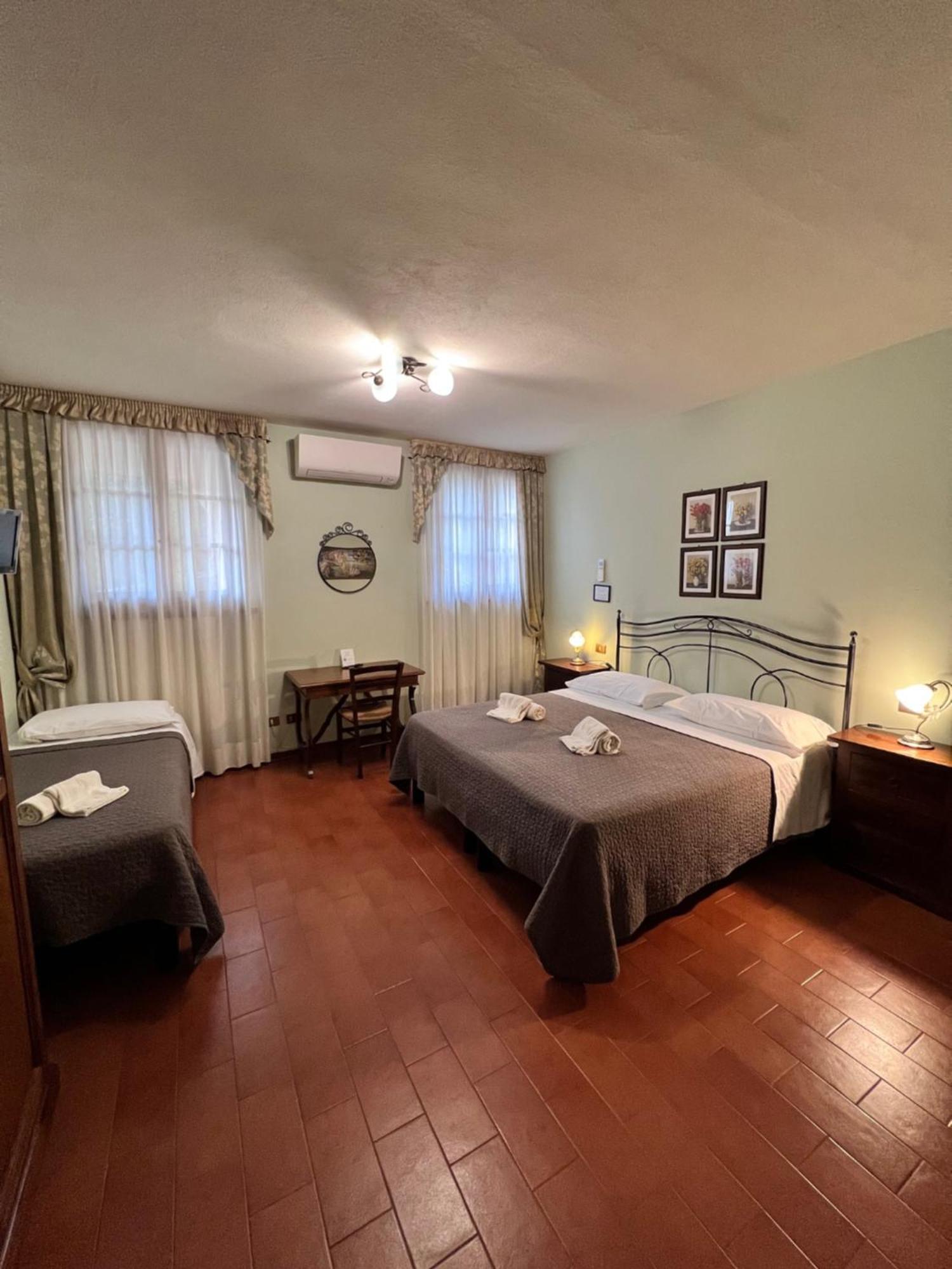 B&B Casale Virgili Siena Rum bild